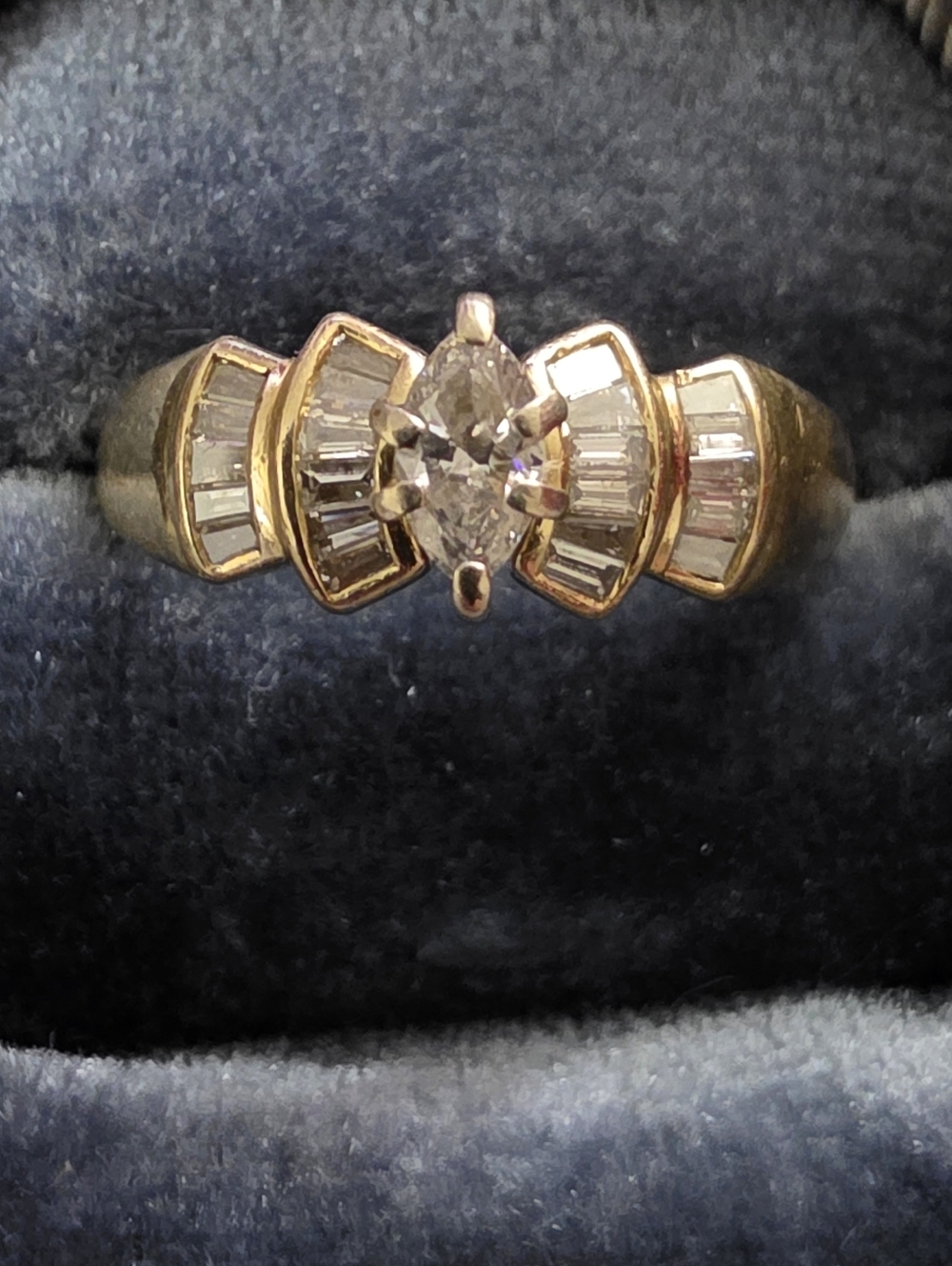 14k Diamond Yellow Gold Ring (Vintage)